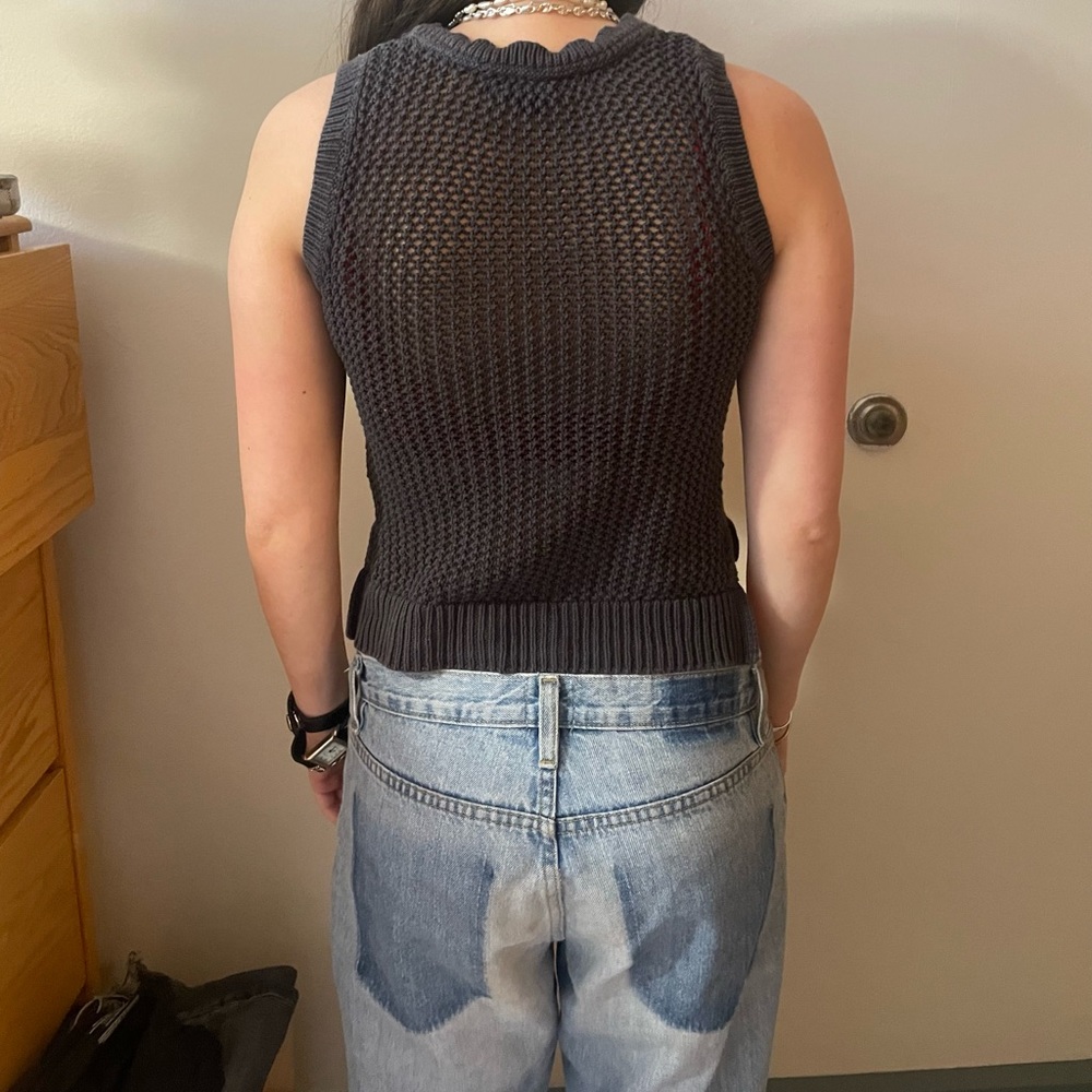 Top - Picture 2 of 2